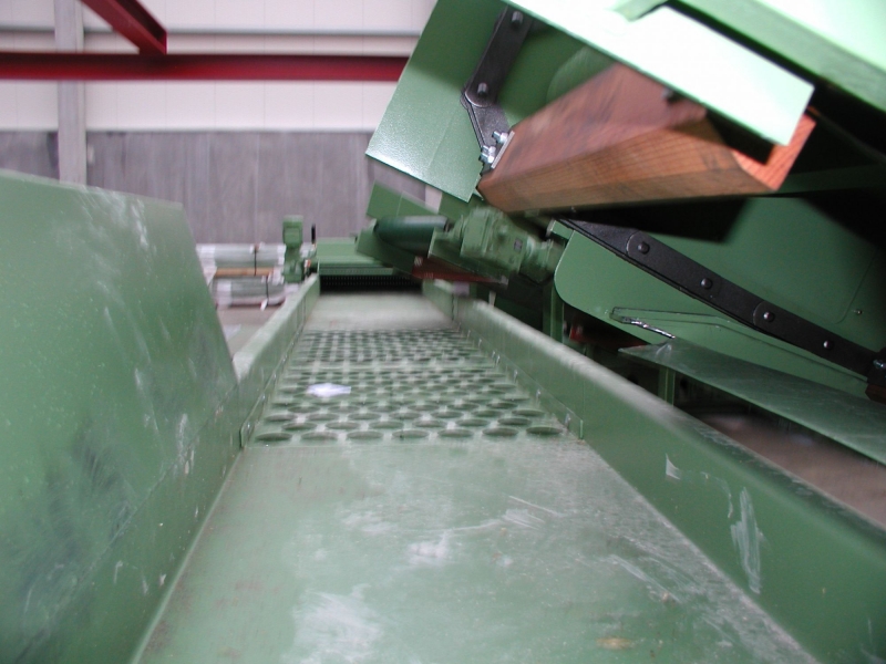 HAAS Vibrating Screen HVSR